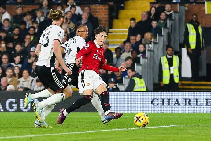 Nhận định, soi k&egrave;o Fulham vs MU, 2h00 ng&agrave;y 27/1: Ch&igrave;m trong khủng hoảng