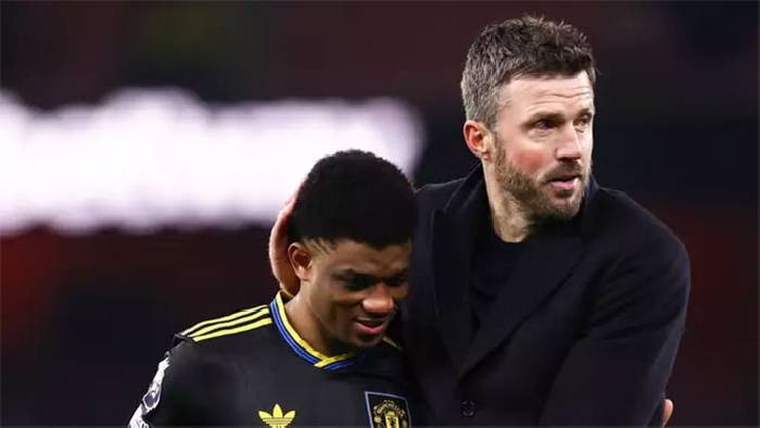 Amad Diallo mỉa mai Arsenal sau chiến thắng kịch t&iacute;nh của MU