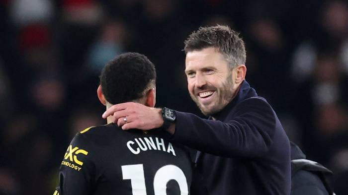 HLV Carrick ra y&ecirc;u cầu với MU sau chiến thắng trước Arsenal