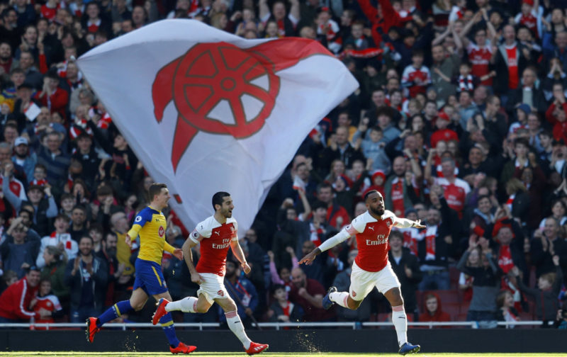 Top 5 b&agrave;n thắng đẹp Ngoại hạng Anh v&ograve;ng 27