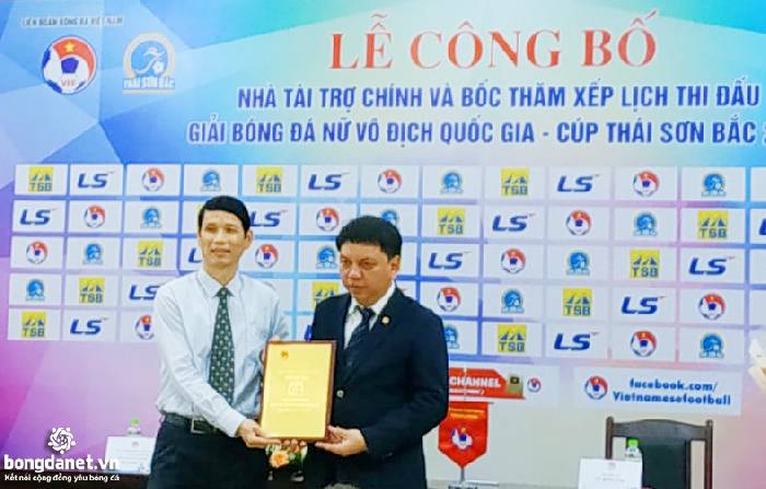 Bốc thăm giải b&oacute;ng đ&aacute; nữ V&ocirc; địch Quốc gia 2021: Tăng số đội, th&ecirc;m trận đấu