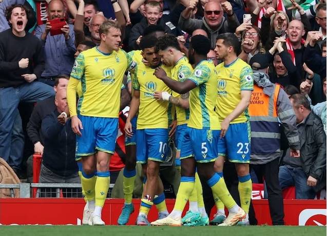 Đội h&igrave;nh ra s&acirc;n ch&iacute;nh thức Nottingham vs Brighton, 1h30 ng&agrave;y 27/4