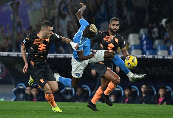 Soi k&egrave;o g&oacute;c Napoli vs Torino, 1h45 ng&agrave;y 28/4