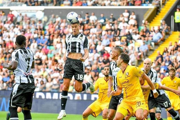 Soi k&egrave;o phạt g&oacute;c Salernitana vs Udinese, 20h00 ng&agrave;y 27/5