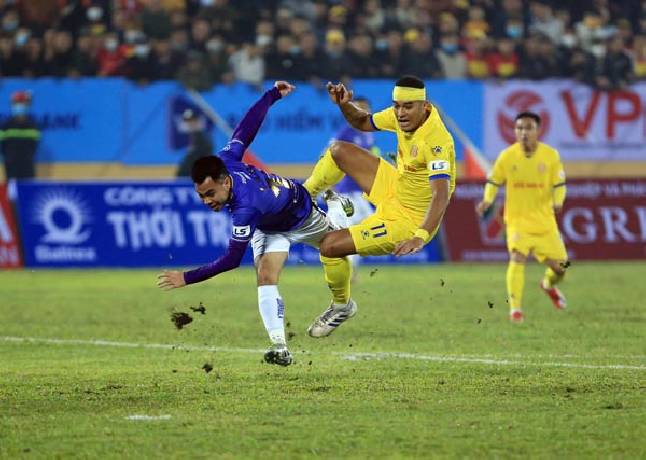 Đội h&igrave;nh ra s&acirc;n ch&iacute;nh thức Nam Định vs H&agrave; Nội, 18h ng&agrave;y 26/6