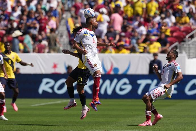 Soi k&egrave;o hiệp 1 Venezuela vs Mexico, 8h00 ng&agrave;y 27/6