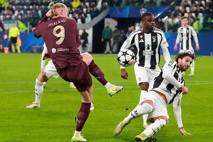 Soi k&egrave;o phạt g&oacute;c Juventus vs Man City, 2h00 ng&agrave;y 27/6
