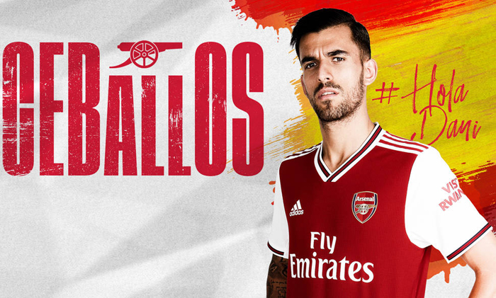 Arsenal chi&ecirc;u mộ th&agrave;nh c&ocirc;ng c&ugrave;ng l&uacute;c hai t&acirc;n binh