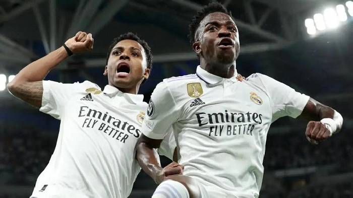 Soi k&egrave;o phạt g&oacute;c Real Madrid vs MU, 7h30 ng&agrave;y 27/7