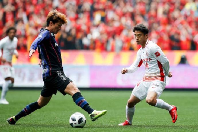 Ph&acirc;n t&iacute;ch k&egrave;o hiệp 1 Nagoya Grampus vs Gamba Osaka, 16h ng&agrave;y 27/8