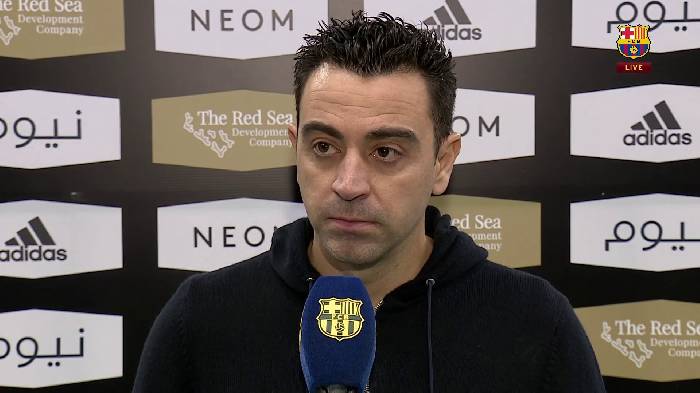 HLV Xavi h&eacute; lộ chấn thương trụ cột khiến fan Barca 'lo sốt v&oacute;'