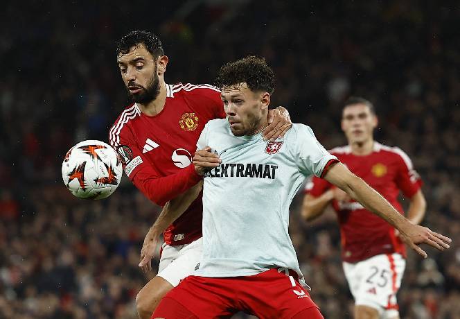 Bruno Fernandes bị chấm điểm rất tệ, b&aacute;o động đỏ cho MU