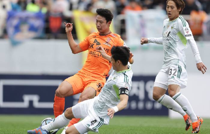 Nhận định, soi k&egrave;o Jeju United vs Jeonbuk Hyundai Motors, 14h30 ng&agrave;y 27/10: Rơi v&agrave;o tuyệt vọng