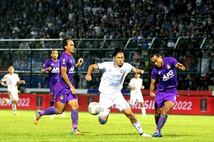 Nhận định, soi k&egrave;o Arema Malang vs Persik Kediri, 15h00 ng&agrave;y 27/11