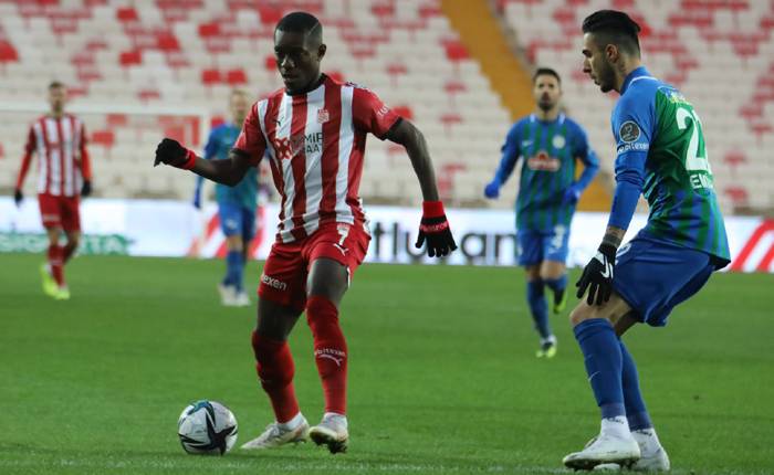 Ph&acirc;n t&iacute;ch k&egrave;o hiệp 1 Kayserispor vs Sivasspor, 0h ng&agrave;y 28/12