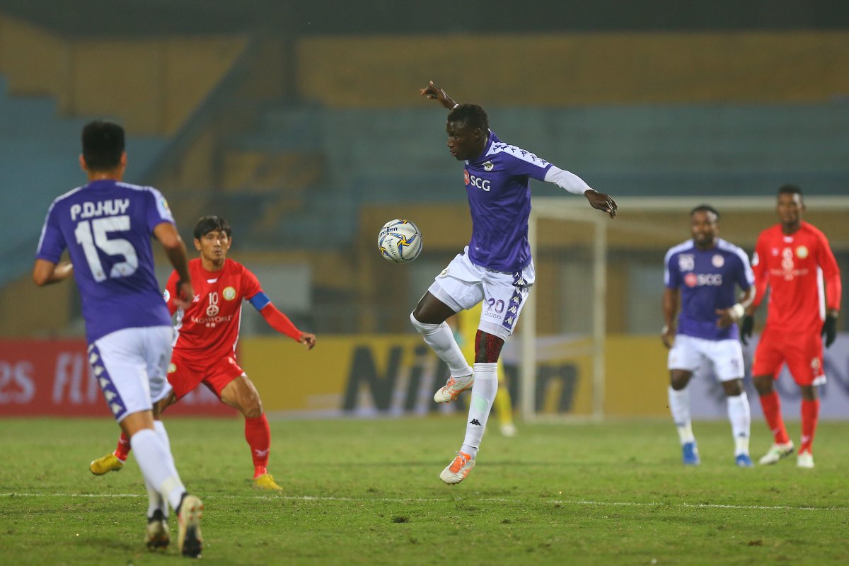 H&agrave; Nội FC 10-0 Nagaworld: HLV Chu Đ&igrave;nh Nghi&ecirc;m n&oacute;i g&igrave;?