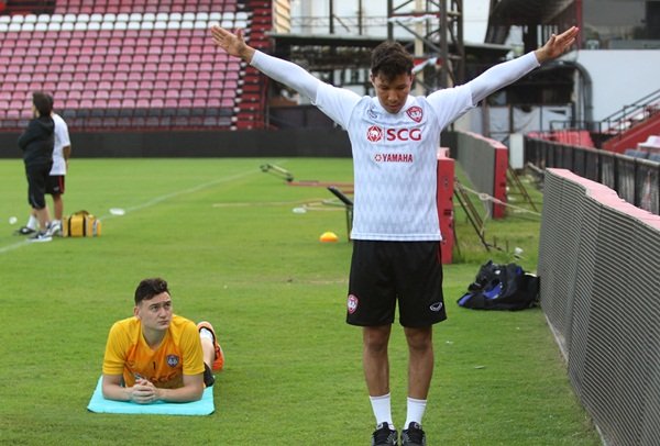 Đặng Văn L&acirc;m được đặc c&aacute;ch sau thất bại của Muangthong