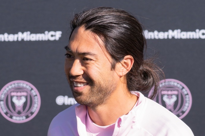 Tin tức b&oacute;ng đ&aacute; Việt Nam 27/2: TP.HCM nhận 'đ&ograve;n đau' từ Lee Nguyễn