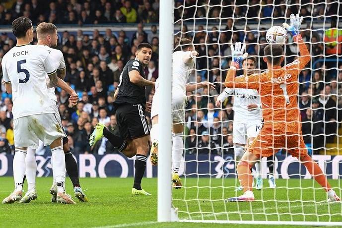 Soi k&egrave;o phạt g&oacute;c Fulham vs Leeds, 2h45 ng&agrave;y 1/3
