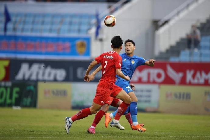 Thể C&ocirc;ng Viettel ch&igrave;m s&acirc;u khủng hoảng sau thất bại trước Quảng Nam