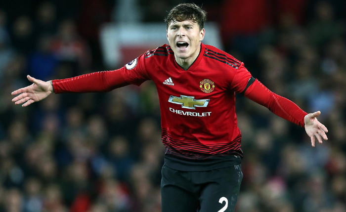 Trụ cột của MU h&iacute; hửng khoe th&agrave;nh tựu lớn nhất cuộc đời