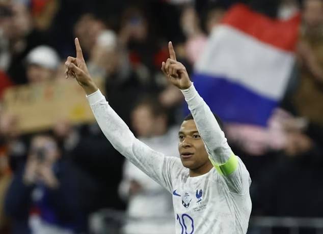 Đội h&igrave;nh ra s&acirc;n ch&iacute;nh thức Ireland vs Ph&aacute;p, 1h45 ng&agrave;y 28/3 (cập nhật)