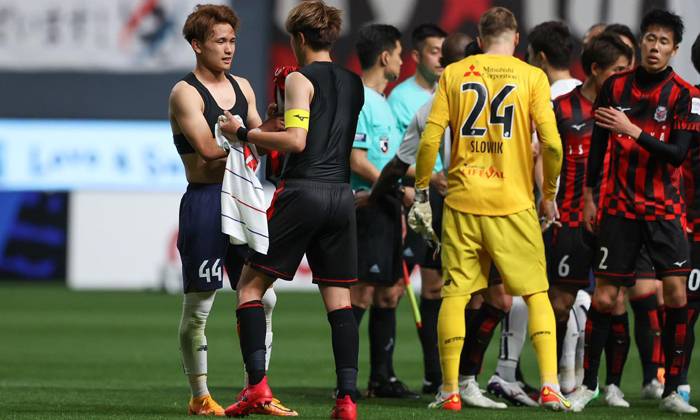 Ph&acirc;n t&iacute;ch k&egrave;o hiệp 1 Consadole Sapporo vs Shonan Bellmare, 11h05 ng&agrave;y 29/4