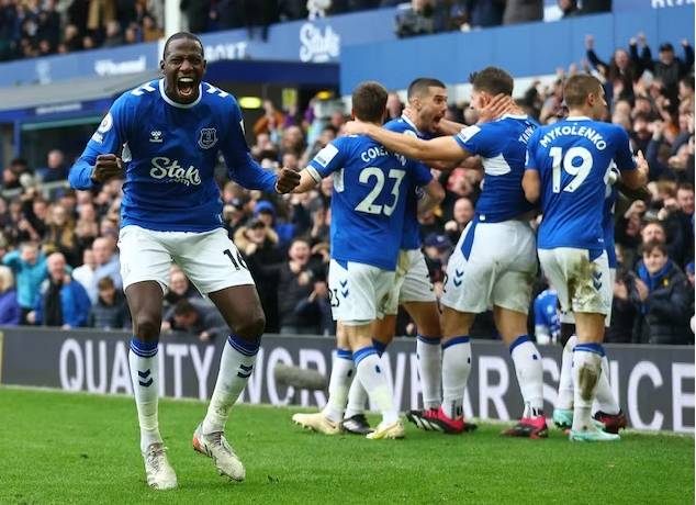 Đội h&igrave;nh ra s&acirc;n ch&iacute;nh thức Everton vs Newcastle, 1h45 ng&agrave;y 28/4 (cập nhật)