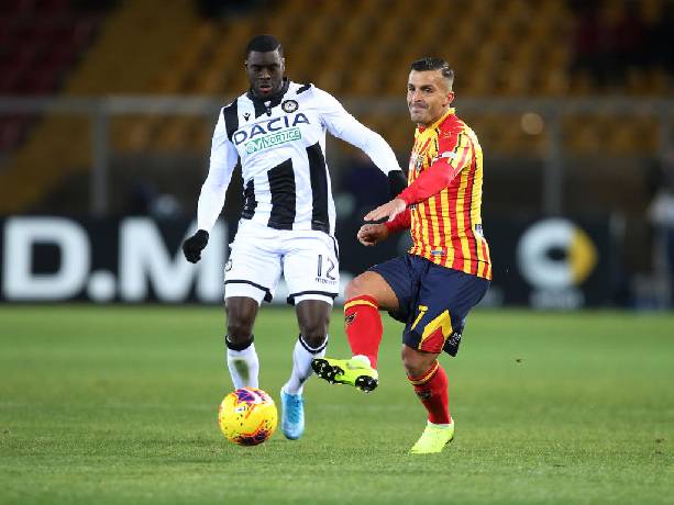 Soi k&egrave;o phạt g&oacute;c Lecce vs Udinese, 23h30 ng&agrave;y 28/4