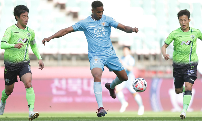 Nhận định b&oacute;ng đ&aacute; Daegu vs Sangju Sangmu Phoenix, 17h30 ng&agrave;y 29/5