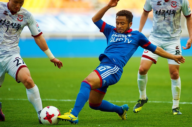 Nhận định Suwon Bluewings vs Sangju Sangmu, 17h00 ng&agrave;y 28/6