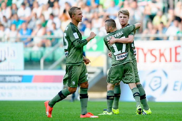 M&aacute;y t&iacute;nh dự đo&aacute;n b&oacute;ng đ&aacute; 28/6: Legia Warszawa vs Botosani