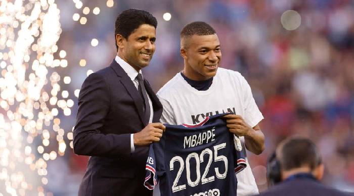 PSG xuống nước, hạ gi&aacute; b&aacute;n tr&ecirc;n trời của Kylian Mbappe