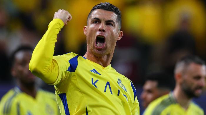 Cho&aacute;ng ngợp với đ&atilde;i ngộ như &lsquo;&ocirc;ng ho&agrave;ng&rsquo; của Ronaldo ở Al Nassr