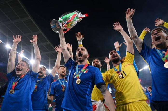 Chặng đường Italia trở th&agrave;nh nh&agrave; v&ocirc; địch Euro 2020 đầy xứng đ&aacute;ng