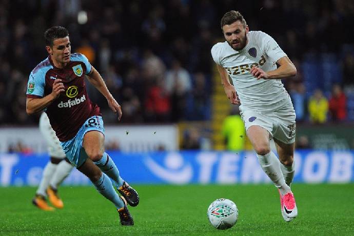 Ph&acirc;n t&iacute;ch k&egrave;o hiệp 1 Burnley vs Leeds, 20h ng&agrave;y 29/8