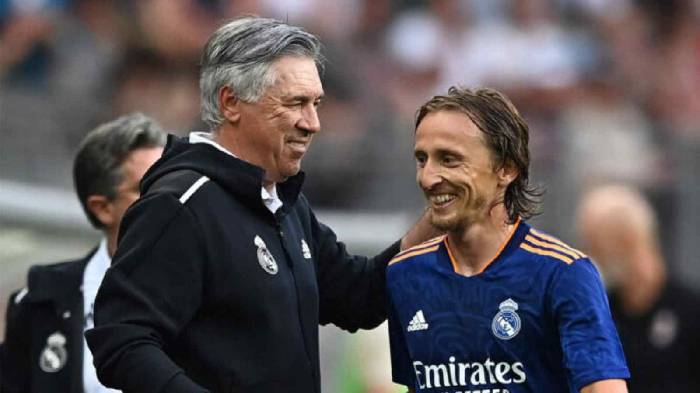 Modric x&aacute;c nhận vụ trụ cột Real Madrid 'c&atilde;i lệnh' Ancelotti