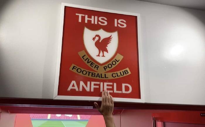 Trả lương gấp 10 lần, 'huyền thoại sống' ch&iacute;nh thức đ&ograve;i rời Liverpool