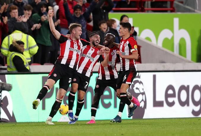 Nhận định, soi k&egrave;o Colchester vs Brentford, 1h45 ng&agrave;y 29/8: Vũ kh&iacute; b&iacute; mật