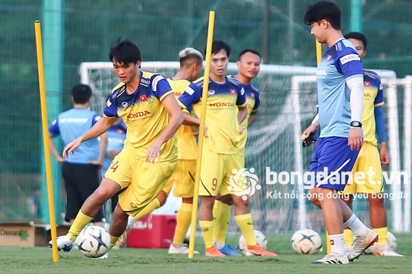 Kết quả Việt Nam vs U22 Việt Nam (17h ng&agrave;y 27/9)