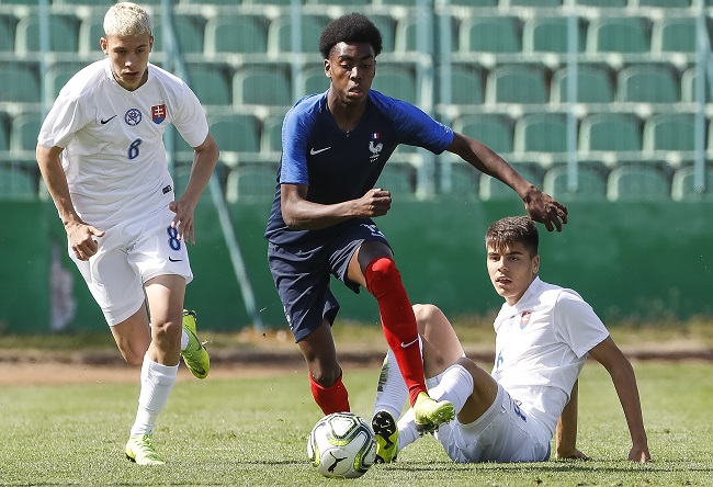 Ph&acirc;n t&iacute;ch tỷ lệ U17 Slovakia vs U17 Ph&aacute;p, 20h ng&agrave;y 28/10