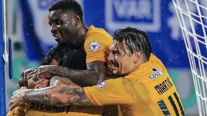 Nhận định, soi k&egrave;o Persik Kediri vs Semen Padang, 15h30 ng&agrave;y 27/11: Thế trận căng thẳng