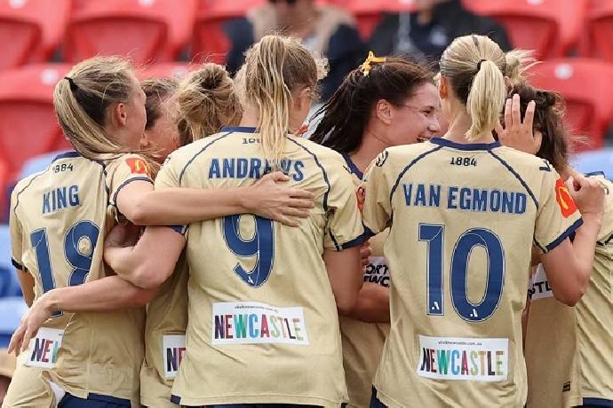 Soi k&egrave;o phạt g&oacute;c Nữ Wellington Phoenix vs Nữ Newcastle Jets, 14h45 ng&agrave;y 27/12