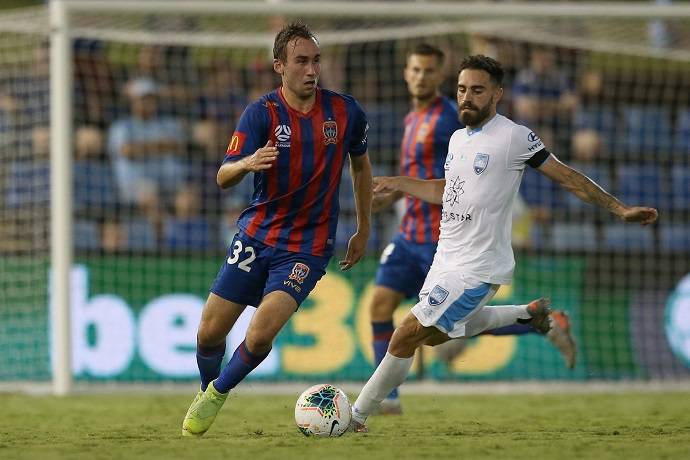 Soi k&egrave;o phạt g&oacute;c Adelaide vs Newcastle Jets, 16h15 ng&agrave;y 27/12