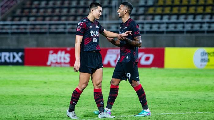 Soi k&egrave;o phạt g&oacute;c Chonburi vs Bangkok United, 19h00 ng&agrave;y 28/12