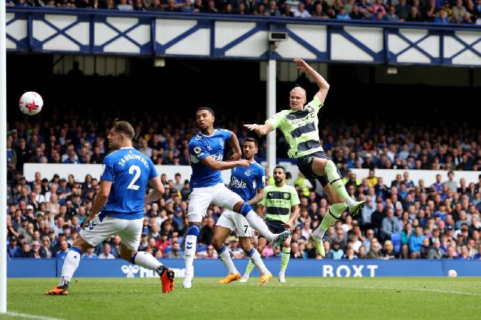 Soi k&egrave;o phạt g&oacute;c Everton vs Man City, 3h15 ng&agrave;y 28/12	