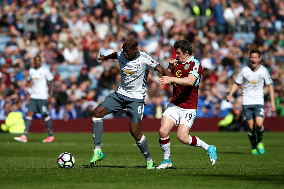 Dự đo&aacute;n MU vs Burnley (3h 30/1) bởi chuy&ecirc;n gia, người nổi tiếng