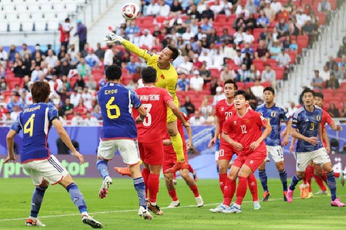 Nguyễn Filip lo ngại mất suất bắt ch&iacute;nh ĐTVN khi Đặng Văn L&acirc;m trở lại