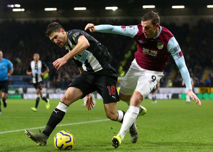 Nhận định b&oacute;ng đ&aacute; Newcastle United vs Burnley, 22h00 ng&agrave;y 29/2