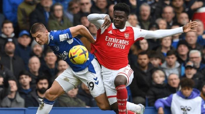 Soi k&egrave;o phạt g&oacute;c Arsenal vs Everton, 2h45 ng&agrave;y 2/3